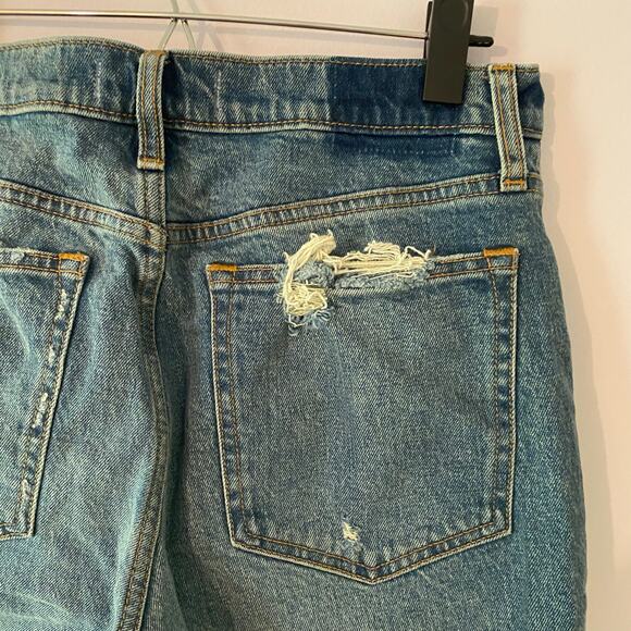 Abercrombie & Fitch High Rise Mom Jean Distressed Medium Wash Women 10 / 30 Long - Picture 8 of 13